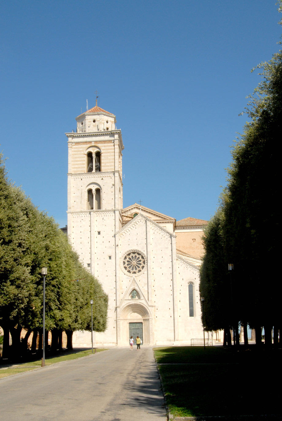 Cattedrale_(1227)