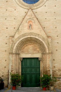 Chiesa di S.domenico (1233) - portale
