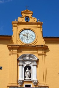 Palazzo degli Studi (sec.xvi)con torre dell orologio
