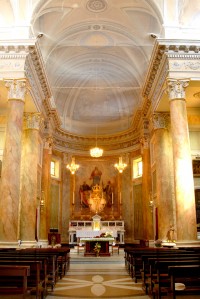 Chiesa di S. pietro apostolo, interno
