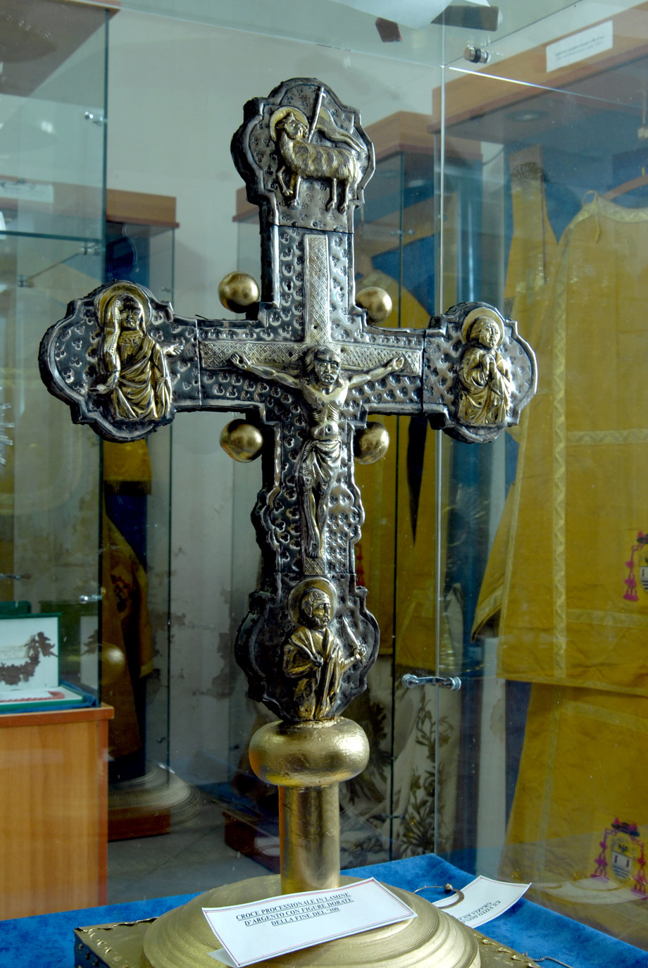 Mostra Permanente dei Tesori dell'Abbazia di San Bartolomeo