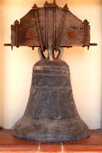 Vecchia campana della Chiesa di S. Patrizio.
