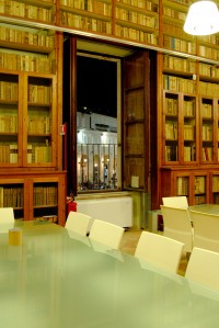 Biblioteca Civica  Romolo Spezioli  (1688) - Sala di lettura