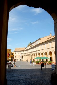 Piazza del Popolo 1442)