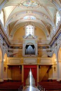 Santuario di S. Maria delle Grazie, organo del Morettini e cantorio.