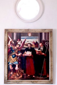 Chiesa di S. Marone, tela raffigurante il Santo con in mano la cittA .
