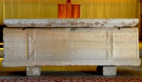 Chiesa di S. Marco, altare centrale, sarcofago del IIAo sec. 